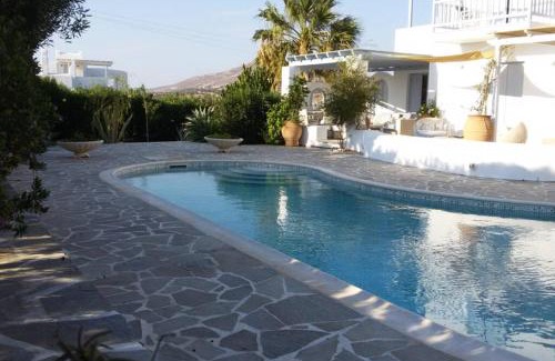 Naxos Villa | Riviera Paradise : unique vacations experience