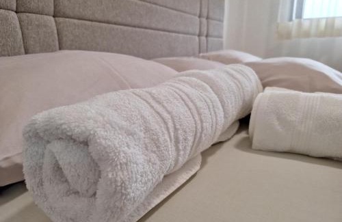 Vozdovac Apartamento | RIVIJERA CITY