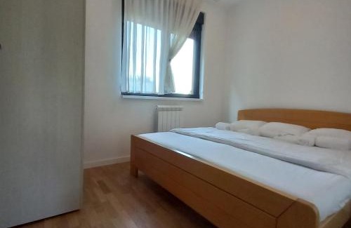 Vozdovac Apartamento | RIVIJERA CITY
