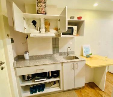 Mactan Export Processing Zone Apartamento | RL Cozy Staycation Cebu by Amani Grand Resort and Residences