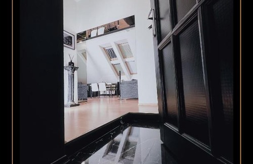 Prague 13 Apartamento | RM Luxury Apartment in Prague 6 People Free Parking Pets