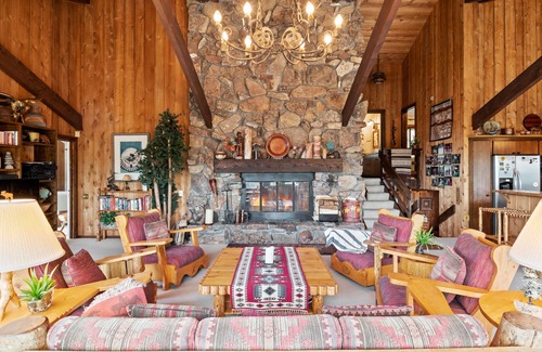 Wilson Cabina | RMR: Moose Brush Main House in Wilson,WY