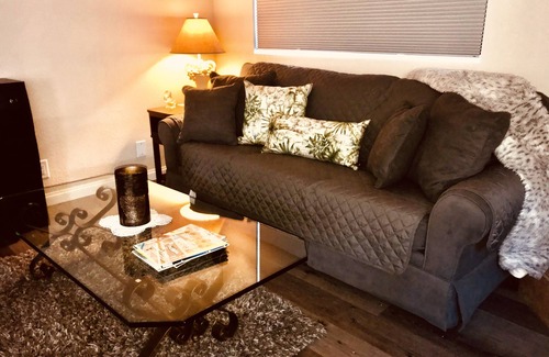 La Quinta Cove Casa | Roadrunner Bedroom in La Quinta Cove