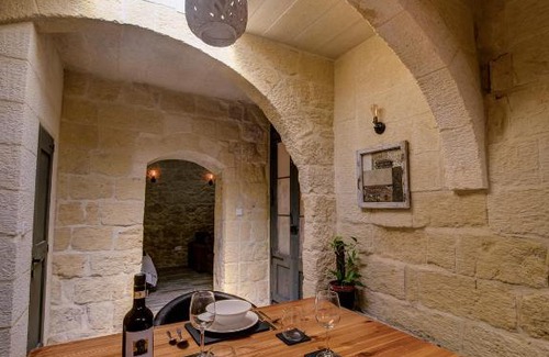 Xewkija Apartamento | Roam Gozo - The Bunker - Stunning 1 Bed Farmhouse Condo - Rare Find!