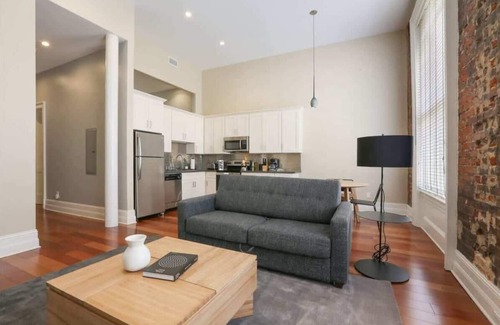 Central Business District Apartamento | Roami at Factors Row | Near Superdome | 1 Bedroom