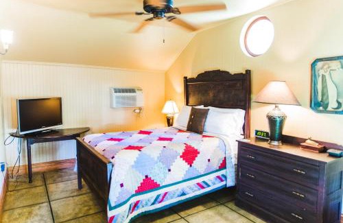 Historic Downtown Manteo Cama Y Desayuno | Roanoke Island Inn