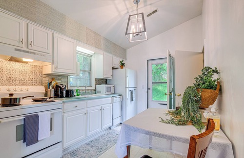 Roanoke Casa | Roanoke Mountain Home: 4 Mi to Blue Ridge Parkway!