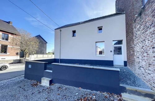 Ransart Casa | Robert 20 Brussels-charleroi-airport