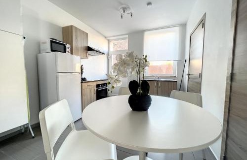 Ransart Casa | Robert 20 Brussels-charleroi-airport