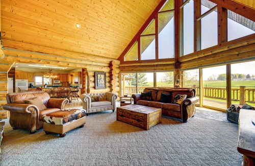 Roberts Cabina | Roberts A-Frame Log Cabin Near Red Lodge Mountain!