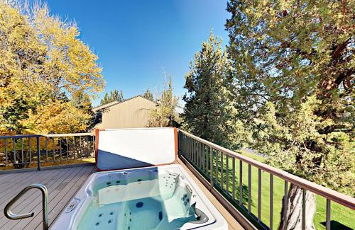 Redmond Casa | Robin Court Cottage
