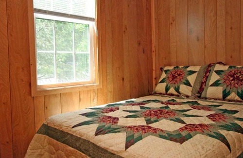 Lenhartsville Otro | Robin Hill Camping Resort Premium Cottage 1