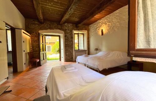 Paruzzaro Casa | Robin's Nest