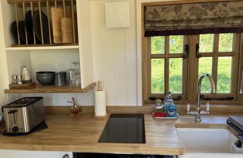 Alfriston Apartamento | Robins Retreat - Orchard With hot tub - see Extras