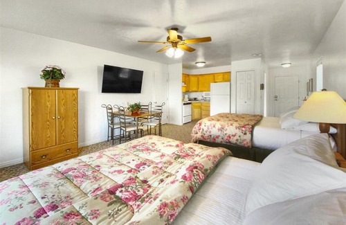Mammoth Creek Casa | Robins Roost B