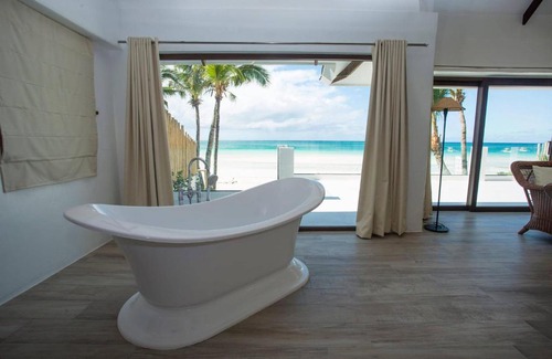 Balabag Casa | Robinson beach house