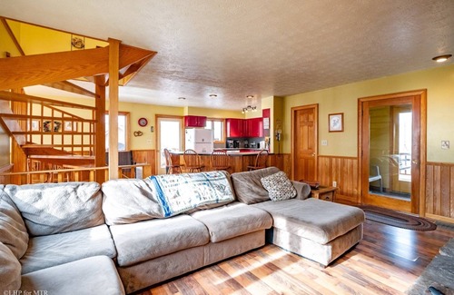 Northface Casa | Robyn`s Nest - 304 Slopeside Road