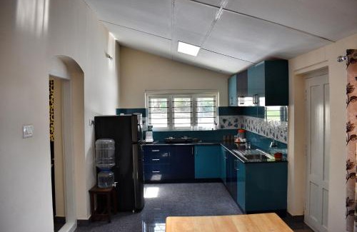 Suntikoppa Casa | Rochas Valley Homestay