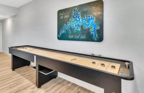 Branson Casa | Rock and Reel