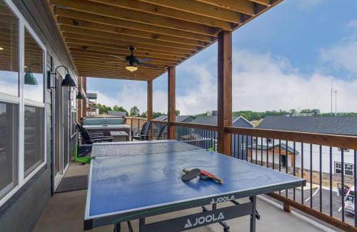 Branson Casa | Rock and Reel