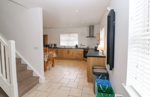 Ardnatrush Cabaña | ROCK LAWN COTTAGE, family friendly in Kealkill, County Cork
