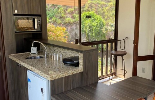 Araras Casa | Rock the Mountain in Granja Brasil Resort 1500m2 Menos Quartos