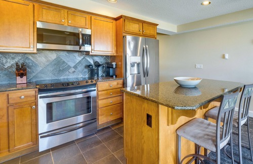 Rockaway Beach Condominio | Rockaway Beach Vacation Rental Near Beach Access!