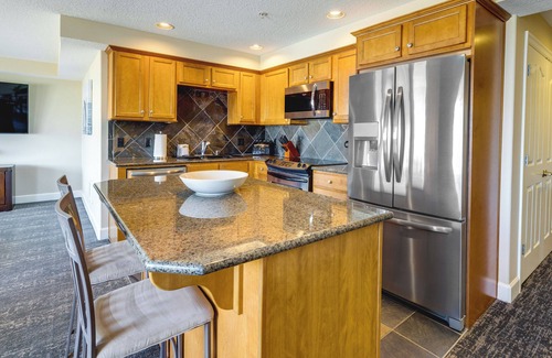 Rockaway Beach Condominio | Rockaway Beach Vacation Rental Near Beach Access!