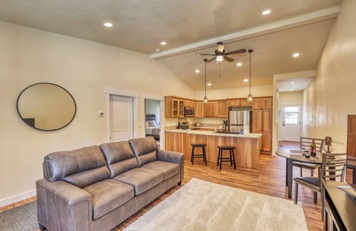 Rockerville Condominio | "Gold Rush Charm Meets Modern Comfort – Stay in Style!"