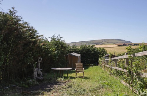 Staithes Cabaña | ROCKFISH COTTAGE, family friendly, with open fire in Staithes