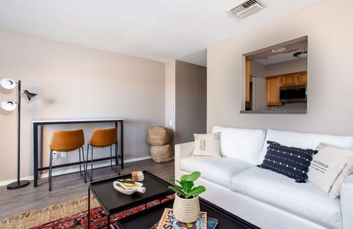 Germantown Condominio | Rockin on the River!!!
