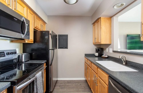 Germantown Condominio | Rockin on the River!!!