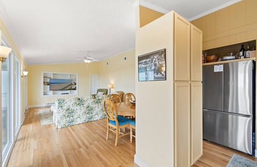 Holden Beach Casa | "Rocking P" 2 Bedroom, 1 Bathroom, Pet Friendly and Oceanfront