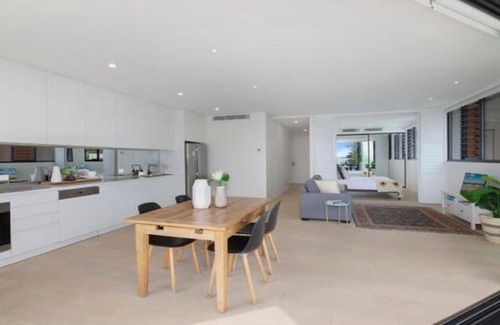 Terrigal Casa | Rockpool 101 - In the heart of Terrigal