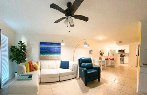 Key Allegro Condominio | Rockport(Little Palm@ Key Allegro)Waterfront Beautiful Condo Close to Everything