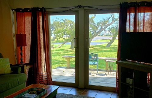 Sailhouse Condominio | Rockport, TX - Waterfront Retreat, 2 BDRM 2 baños