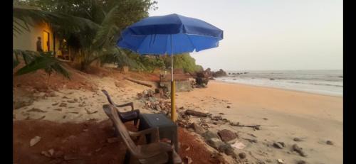 Kannur Casa | Rocks beach house