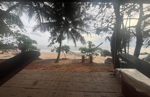 Kannur Casa | Rocks beach house