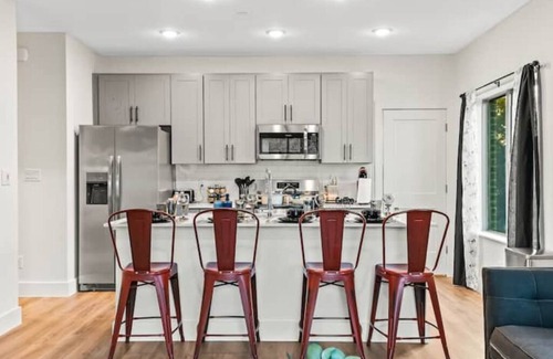 Old East Dallas Apartamento | Rockstar - 2 Bed 1BR Prime Central Location