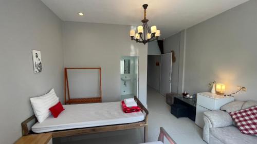 Siem Reap Hotel | Rocky Cafe & Mini Apartment