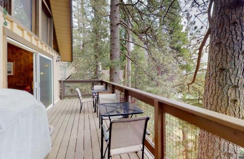 Blue Jay Casa | Rocky Pines