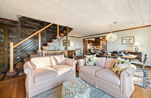 Kabletown Cabina | Rocky Ridge - Cabin w/ Hot Tub & Heavenly Views!
