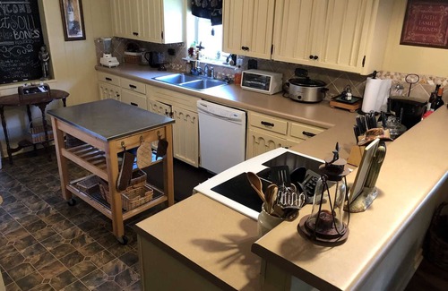 Bandera Casa | Rocky River Guest House