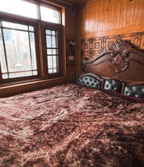 Srinagar Casa | RocRidge Home stay