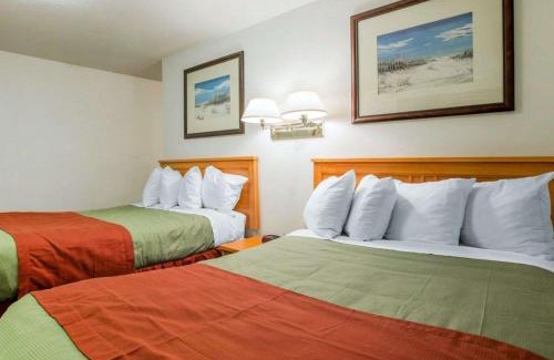 Newport Hotel | Rodeway Inn Newport