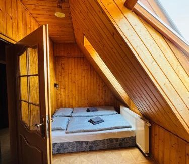 Stankov Apartamento | Rodinný apartmán se saunou, bazénem a hřištěm Staňkov