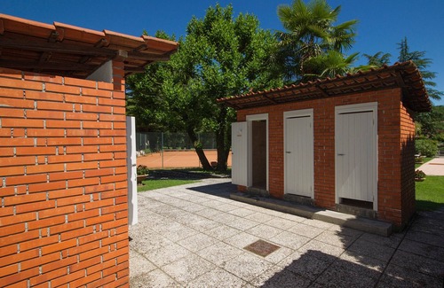 Ispra Apartamento | Rododendro Rosso