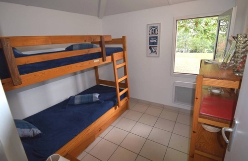 Le Mas-dAgenais Chalet De Esquí | Roitelet - Village of 10 cottages, pine chalet style