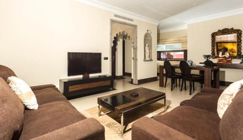 Alcala Apartamento | Rok Plaza