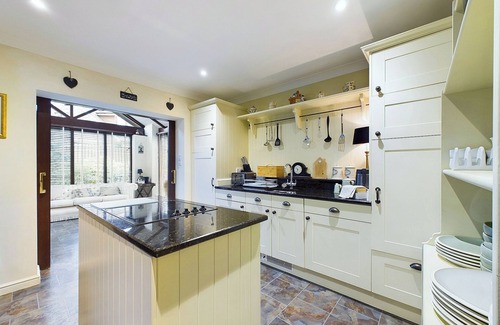 Bamburgh Cabaña | ROKEBY, pet friendly, country holiday cottage in Bamburgh